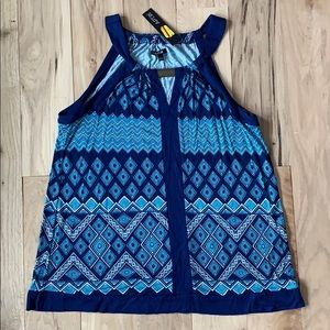 Apt 9 blue diamond design shirt